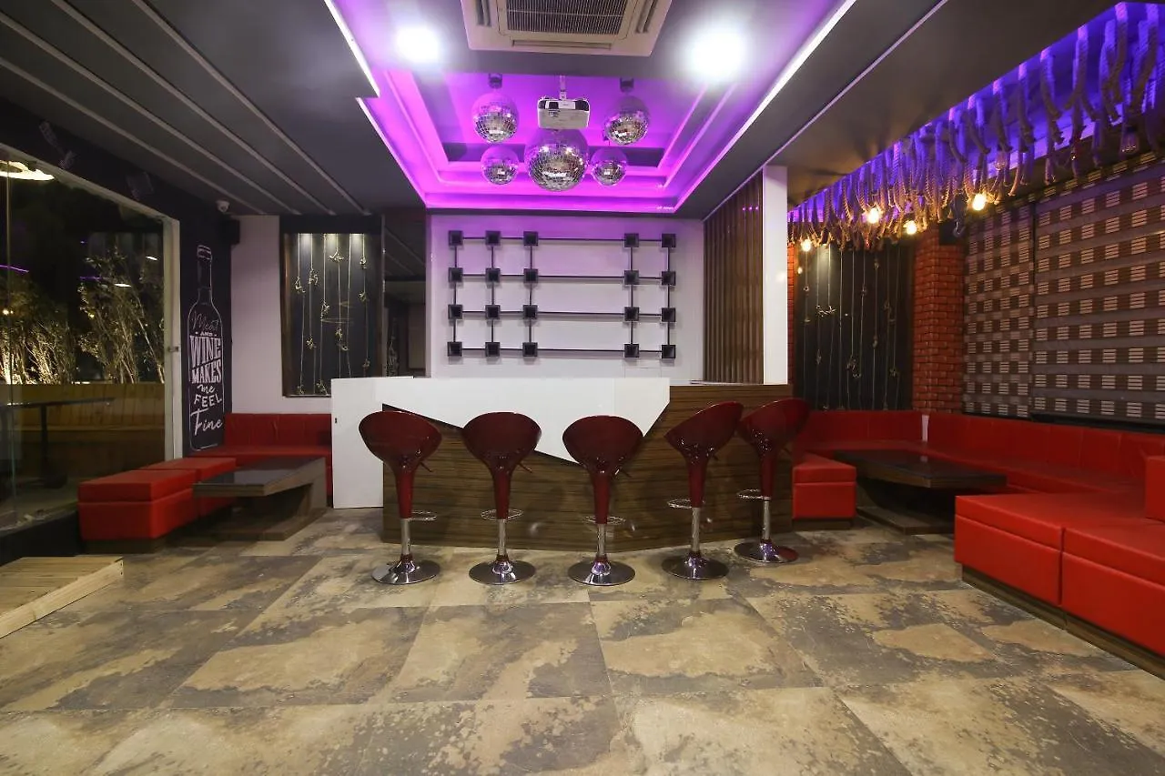 Hotel Madhushrie Агра 3*,  Индия