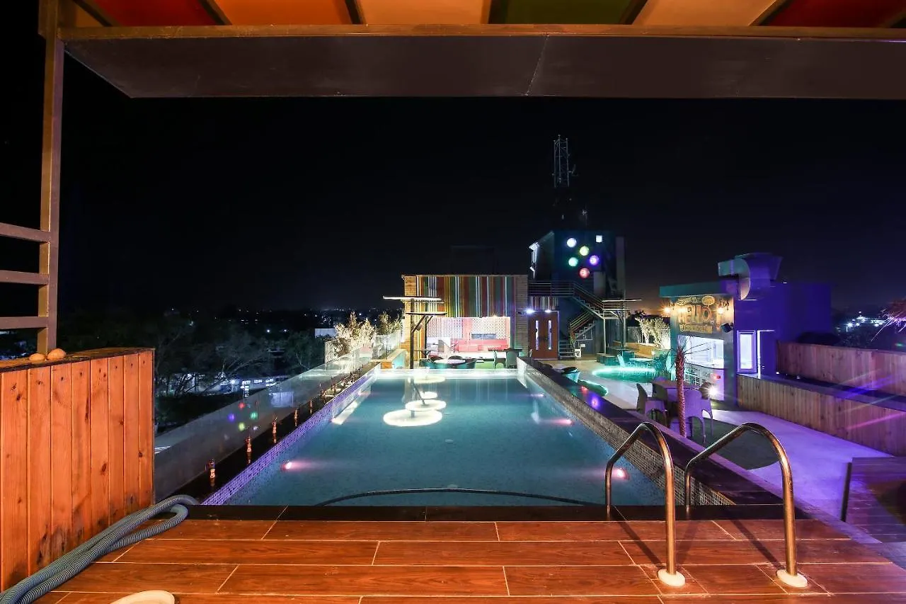 Hotel Madhushrie Agra