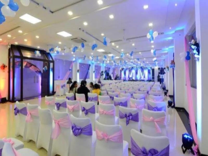 Hotel Madhushrie Agra  3*, Agra (Uttar Pradesh)