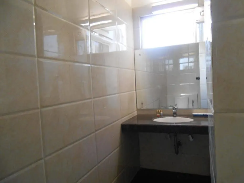 Hotel Madhushrie Agra  3*, Agra (Uttar Pradesh)