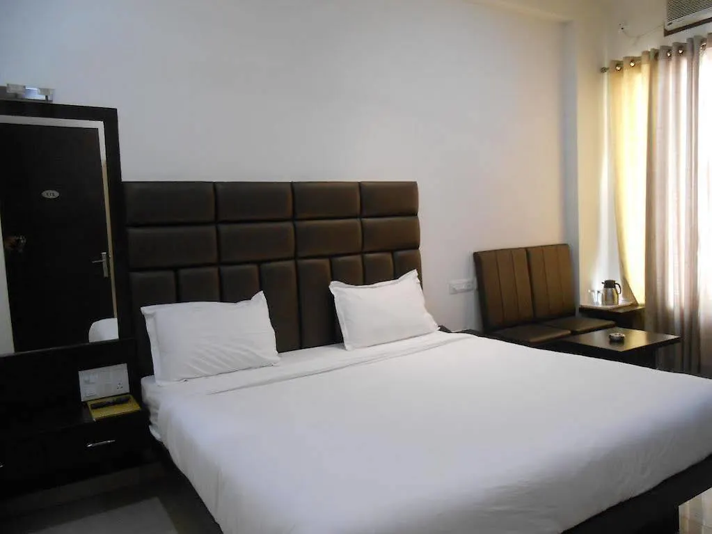 Hotel Madhushrie Agra  Agra (Uttar Pradesh)